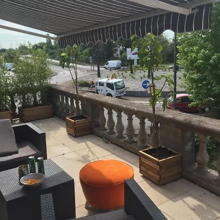 Gîte 90m2, grande terrasse, 3 chambres Mondelange Extérieur photo