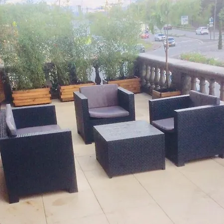 Gîte 90m2, grande terrasse, 3 chambres Mondelange Extérieur photo